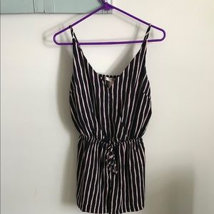 🔹Forever 21 Romper 🔹